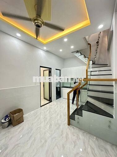 NHÀ ĐẸP SÁT QUẬN 10, NGANG 5M, 28M – 2 TẦNG, HẺM THÔNG, CHỈ 4.4 TỶ TL