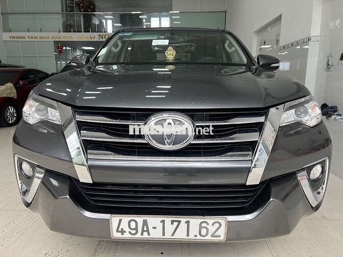 Toyota Fortuner 2017 2.7V 4x2 AT - 105000 km