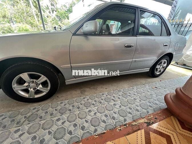 Toyota Corolla 2000 GLi 1.6 MT - 131000 km