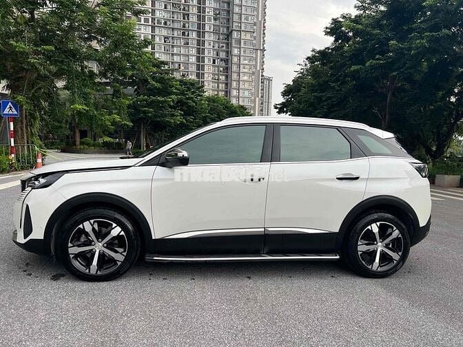 Peugeot 3008 2021 Allure - 34000 km
