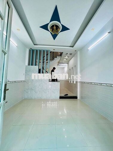 Nhà Sạch Sẻ DT 100m2 1Trệt 2lầu 4Pn 3Wc Gần Chợ Cầu Đồng Ngã Tư Ga