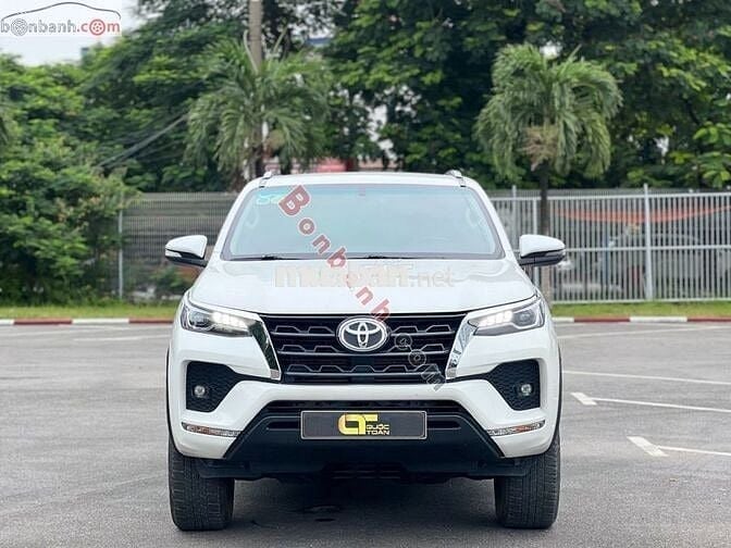 Toyota Fortuner 2.4L 4x2 AT 2022