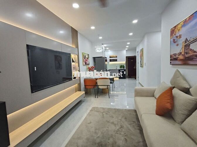 Bán căn hộ khu Skygarden 2 ,thuộc phú mỹ hưng  ,phường tân hưng