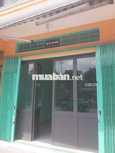 Nhà mặt tiền đường Trường chinh nguyên căn