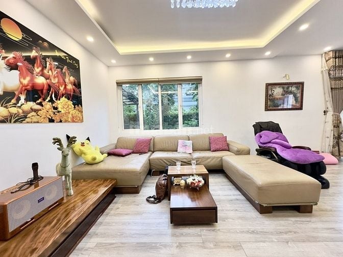 Biệt Thự Ven Sông Sài Gòn 240m²(14x17.5) - Bảo Vệ 24/7 - Chỉ Nhỉnh 36 