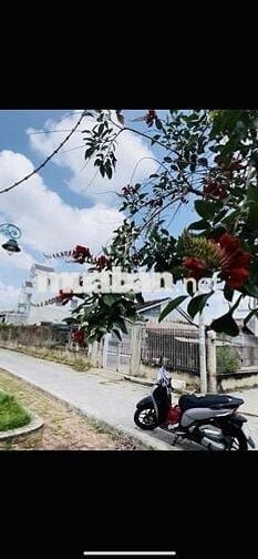 Bán đất cực chất , ban kính 500 m gan 3 truong đai hoc, , chỉ hơn 30tr