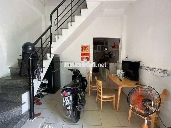 Cho thuê nhà 2,5 tầng kiệt Hoàng Văn Thụ, Hải Châu