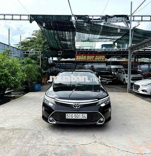 CAMRY 2.0E 2017 LƯỚT 7 VẠN ,BẢO HÀNH 1 NĂM RẤT ĐẸP