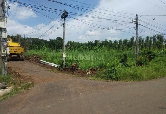 cần bán đất cho con đi học , giá 1.55ty