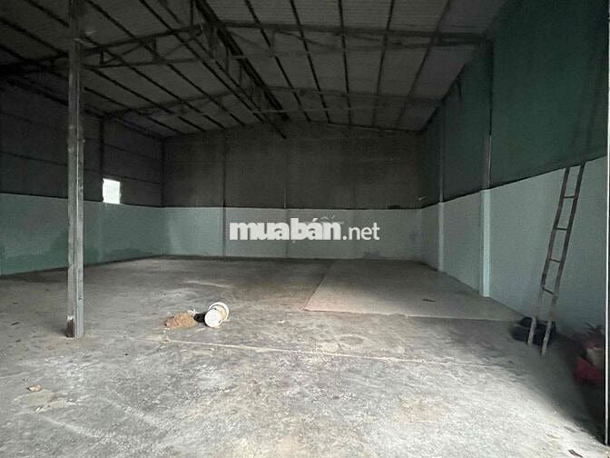 Cho thuê kho 300m2 Đông Hoà - Dĩ An