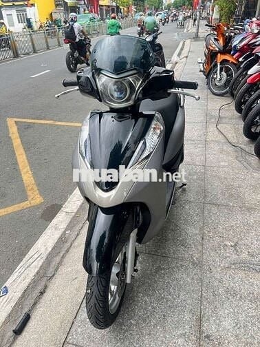 Honda lead FI 2015 mới 90% biển số thành phố