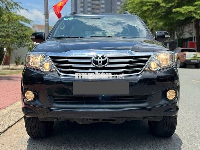 Toyota Fortuner 2.7V 4x2 AT 2015 - 79000 km