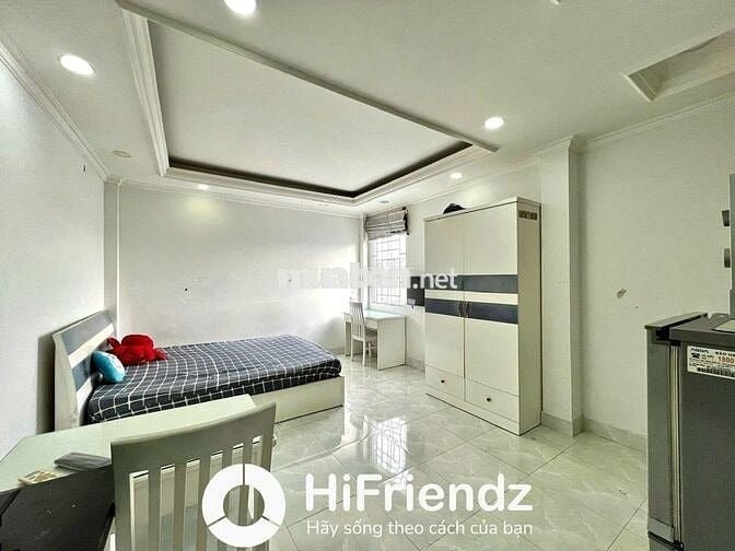 CHO THUÊ CĂN HỘ FULL NỘI THẤT CỬA SỔ THANG MÁY_TIỆN QUA ĐH UEH, BÁCH..