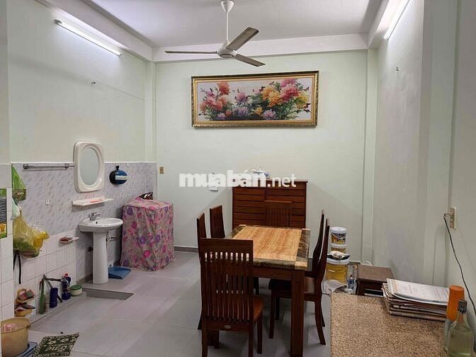 Nhà 4PN Xe Hơi Ngủ Trong Nhà _Lữ Gia,_Giáp Quận 10