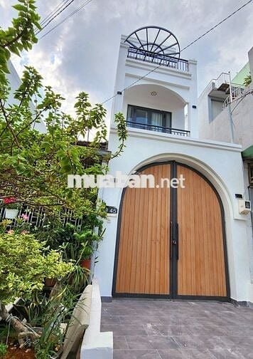 CHO THUÊ NHÀ ĐƯỜNG TÂN SƠN NHÌ _ 4,5X18M _ TRỆT 3 LẦU NHÀ MỚI