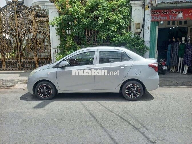 2018 Sedan 1.2 MT - 121000 km