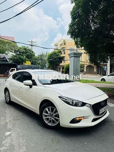 Mazda 3 2018 1.5 AT Hatchback - 46000 km