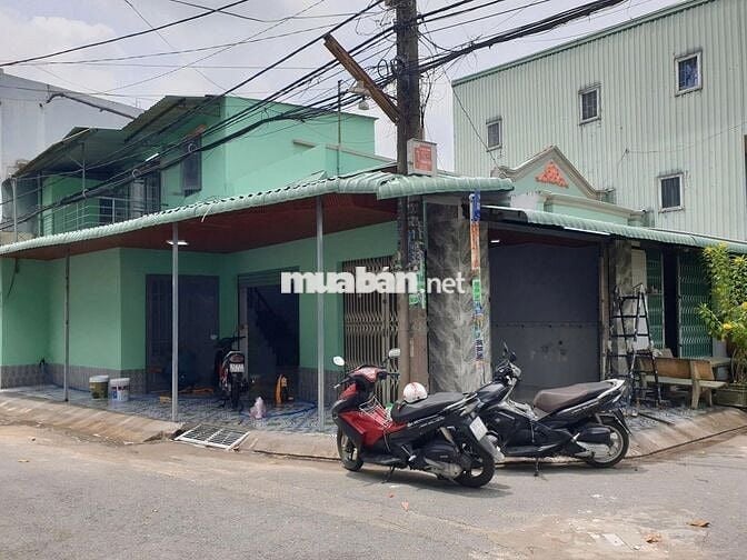 Bán nhà 2 mặt tiền nhựa kinh doanh ngay Phan Văn Hớn, Xuân Thới Thượng