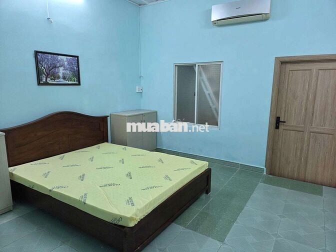 CHO THUÊ NHÀ Ô TÔ NGỦ TRONG PHÒNG KHÁCH ĐƯỜNG NGUYỄN OANH