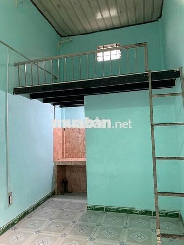 Phòng trọ giá rẻ_gác lửng_an ninh_mát mẻ_yên tĩnh_ở 2-3 người