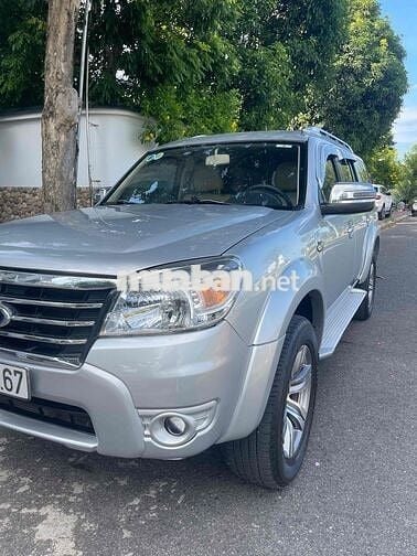 Bán xe Ford Everest 2009 AT máy dầu