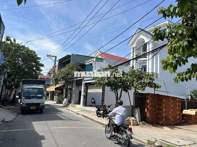 Mặt tiền KD, đường gần 20m, 70m2,  xuân Thới Thượng 32, chỉ 5,299 Tỷ.