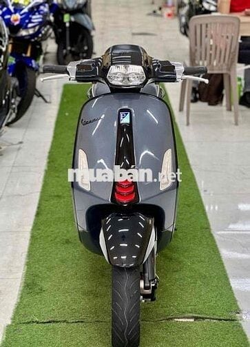 THANH LÝ VESPA SPRINT SIÊU LƯỚT XÁM ĐẶC BIỆT