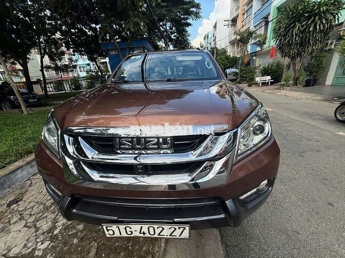 Isuzu MU-X 2016 bản 3.0 AT 107000 Km