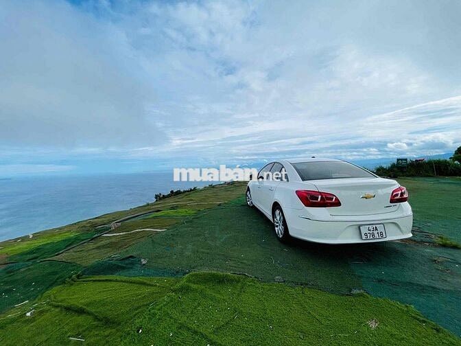 Chevrolet Cruze 2016 LTZ - xe fom cuối bi led 1.8