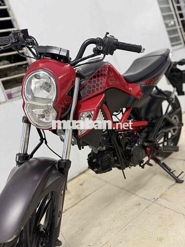 Thanh lý kimco kpai 50cc học sinh dáng thể thao