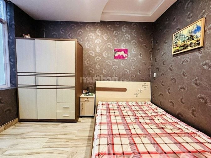 ĐỊNH CƯ THỤY SĨ NÊN ĐẺ GIÁ 6TỶ2 CĂN TRẦN HƯNG ĐẠO THẤP HƠN 5% CƠ HỘI
