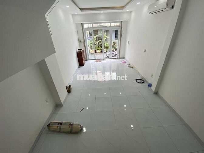 Bán nhà phường hiệp Bình Phước vị trí đẹp pháp lý rõ ràng nhà mới