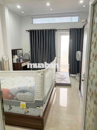 Cho thuê nhà nguyên căn Phan Văn Trị, Bình Thạnh 76m2, 4PN, 3NVS
