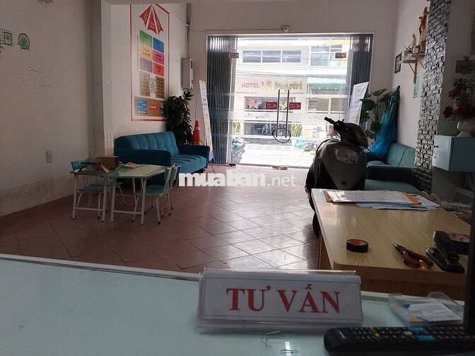 Cho thuê mặt bằng 90m2 và phòng để ở Lê Quý Đôn