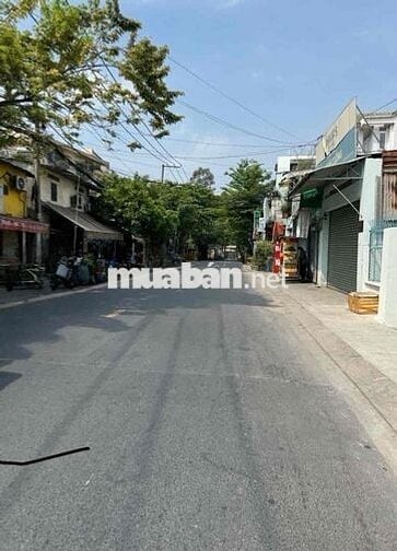 Đất MẶT TIỀN !! sát Metro ngang LỚN 4.1M 50M2 ngay Đặng Văn Bi