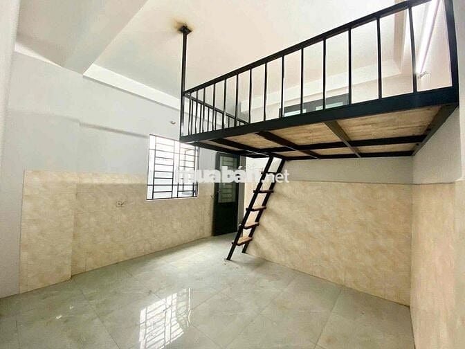 PHÒNG TRỌ GÁC NHỎ GIÁ RẺ CỬA SỔ TRỜI SẴN MÁY LẠNH NGAY AEON TÂN PHÚ
