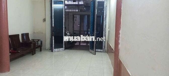 Nhà khu triều khúc diẹn tích 64m2 cho thuê tầng 1