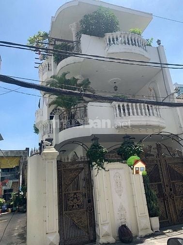 Nhà Xóm Đạo- HXT Thống Nhất -  6,7x 18 - 3 Tầng. Ngộp bank bán gấp