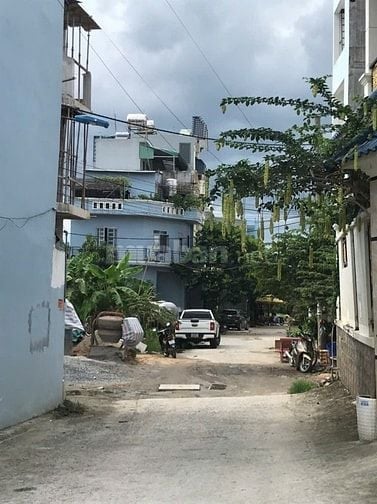 Bán đất đường Thạnh Xuân 52, Q12, hẻm thông ô tô 8.3m - DT( 51m)
