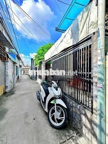 NHÀ BÁN GÂP DO KẸT TIỀN GIÁ SỐC NHẬN NHÀ NGAY ĐỦ PHÁP LÝ BÌNH CHÁNH