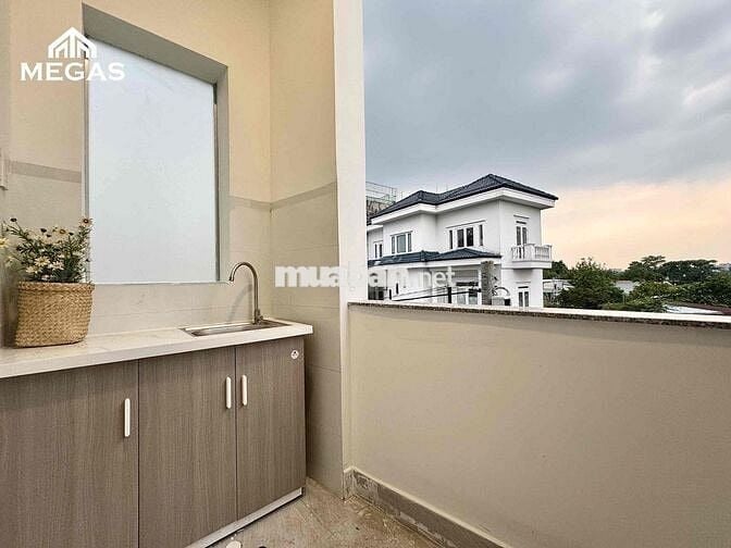 ✨ Trống phòng ban công quá là chill cách tiểu vương quốc Gò Vấp 1 cái