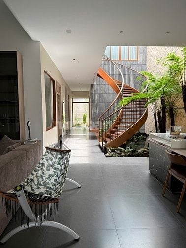 Villa phố siêu đẹp -9 x30 CN266 m2- ngay sông Sài Gòn- Giá 18,5 tỷ