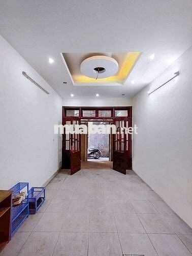 Cho Thuê Nguyên Căn 4 Tầng 35m2 Nguyễn Đức Cảnh - Hoàng Mai