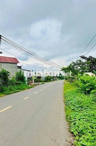 *** 1 lô – 6x25m full thổ cư, sổ đỏ sẵn, view núi, gần sân golf