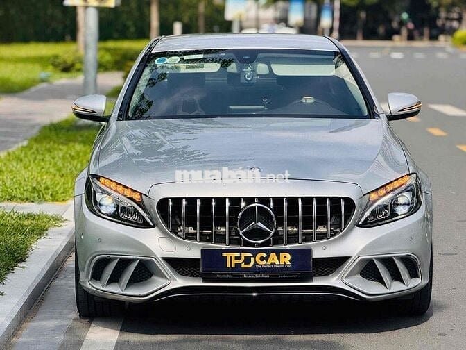 Mercdes-Benz C200 sản xuất 2016
