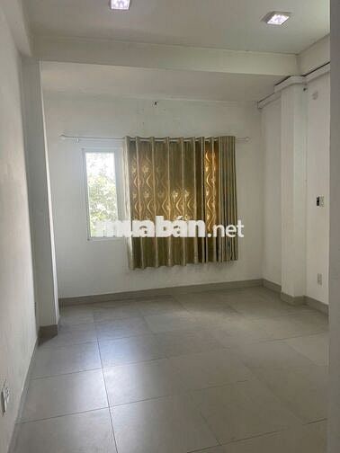 Dãy phòng cho thuê gần hết, còn 1 căn DT 30m2 giảm giá còn 5tr/tháng