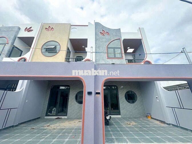 BÁN NHÀ 1 TRỆT 1 LẦU - NHÀ MỚI XÂY FULL NỘI THẤT