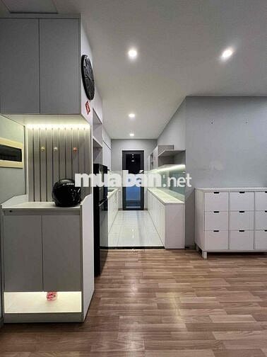 căn hộ full nt đẹp- mặt tiền VVK đi nhanh quận 1