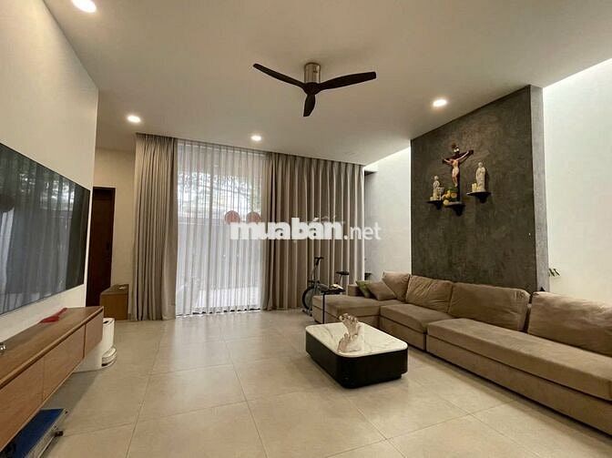 BÁN NHÀ MẶT TIỀN ĐƯỜNG GÒ DƯA – THỦ ĐỨC – DT LỚN – NHÀ MỚI HIỆN ĐẠI
