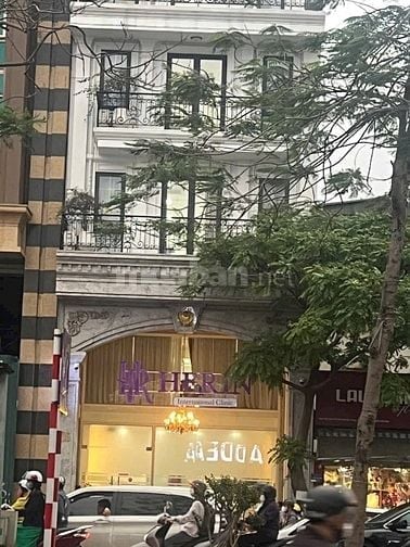 Tôi cần bán toà BUlDING mặt phố Nguyễn Đình Chiểu, Q HBT, ĐT 200 m,10T